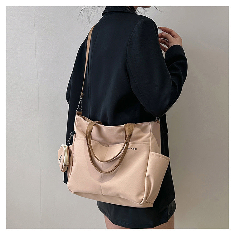 Zora Bag – Urban Oxford - Lightweight, stylish and functional. Designed for everyday confidence.
