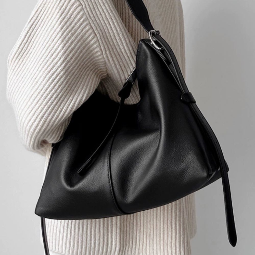 Athenna Bag – Genuine Leather - Spacious and elegant. A classic icon designed to elevate your everyday look.