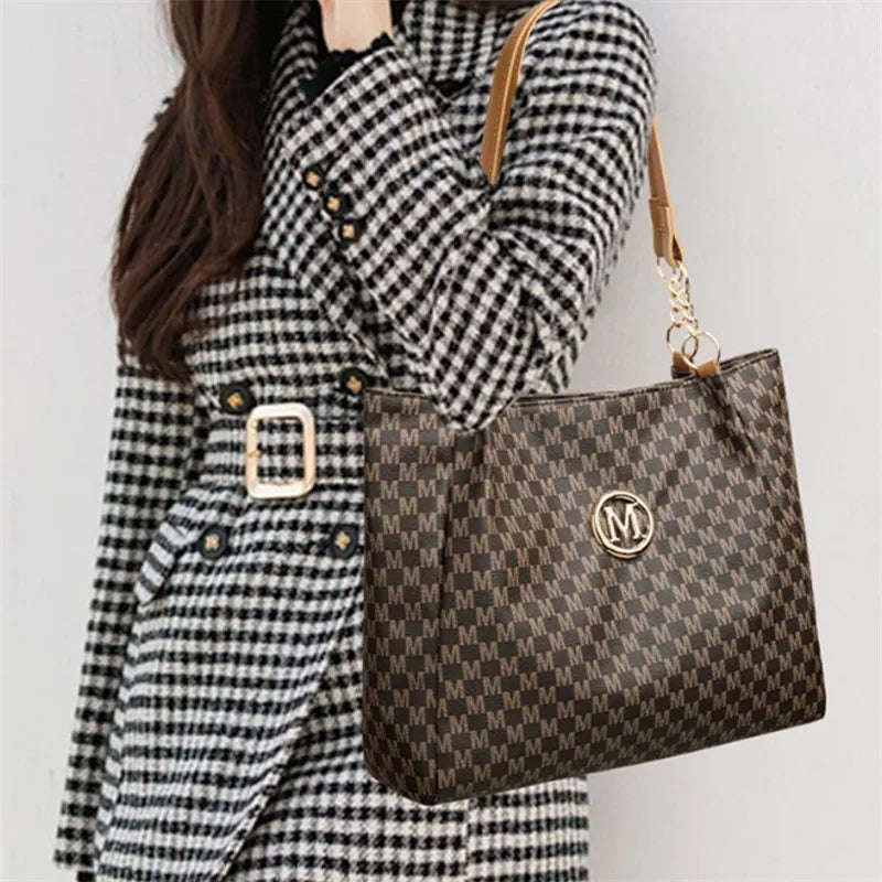 Vintage Geometric Tote Bag Synthetic Leather Letter "M" Design for Women Handbag Shoulder Bag Large Capacity Shopping Travel Bag