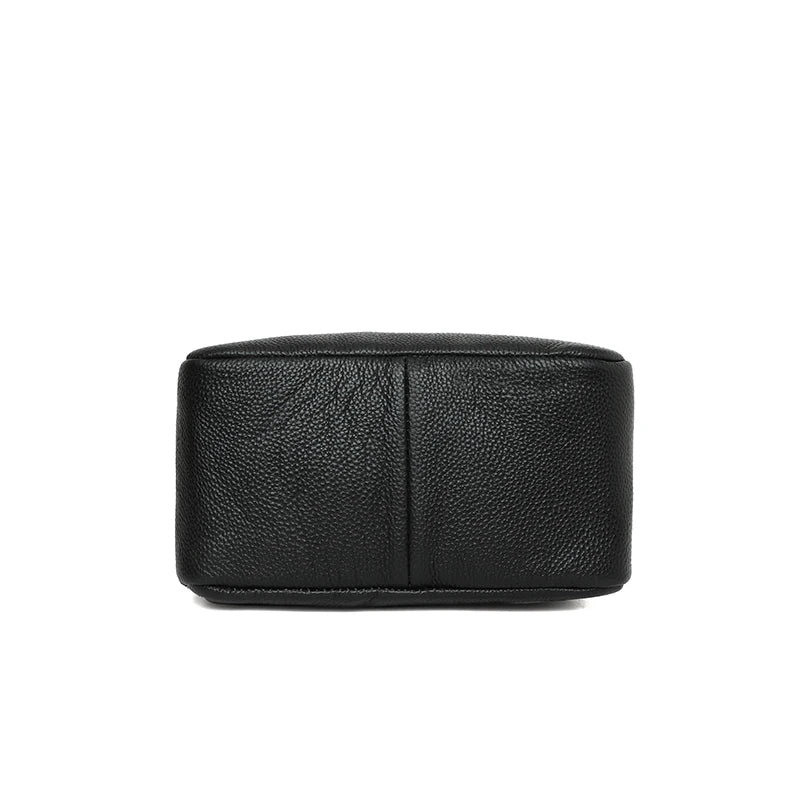 Sienna Bag – Soft Touch Leather - Timeless design, ideal size, and a touch of elegance in every detail.